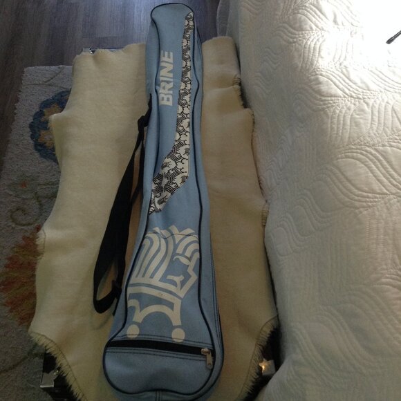 Brine Women's La Crosse Kit, Allure, 42" Stick, Bag, Balls, Vantage II Googles - Picture 1 of 7